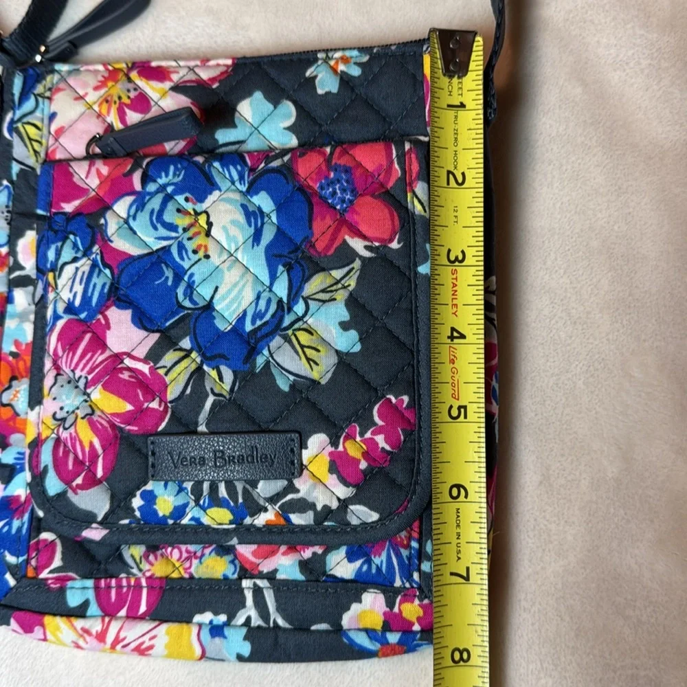 Vera Bradley Crossbody PRETTY POSIES Floral Quilted Purse Handbag - Picture 12 of 13